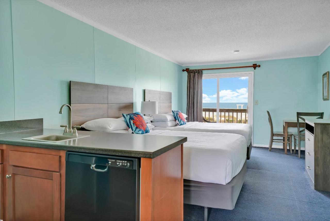 Admiral'S Quarters Motel Kure Beach Ngoại thất bức ảnh