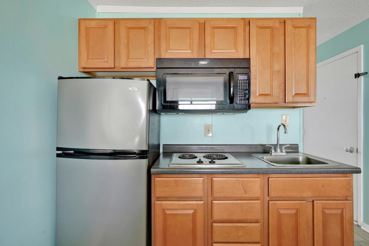 Admiral'S Quarters Motel Kure Beach Ngoại thất bức ảnh