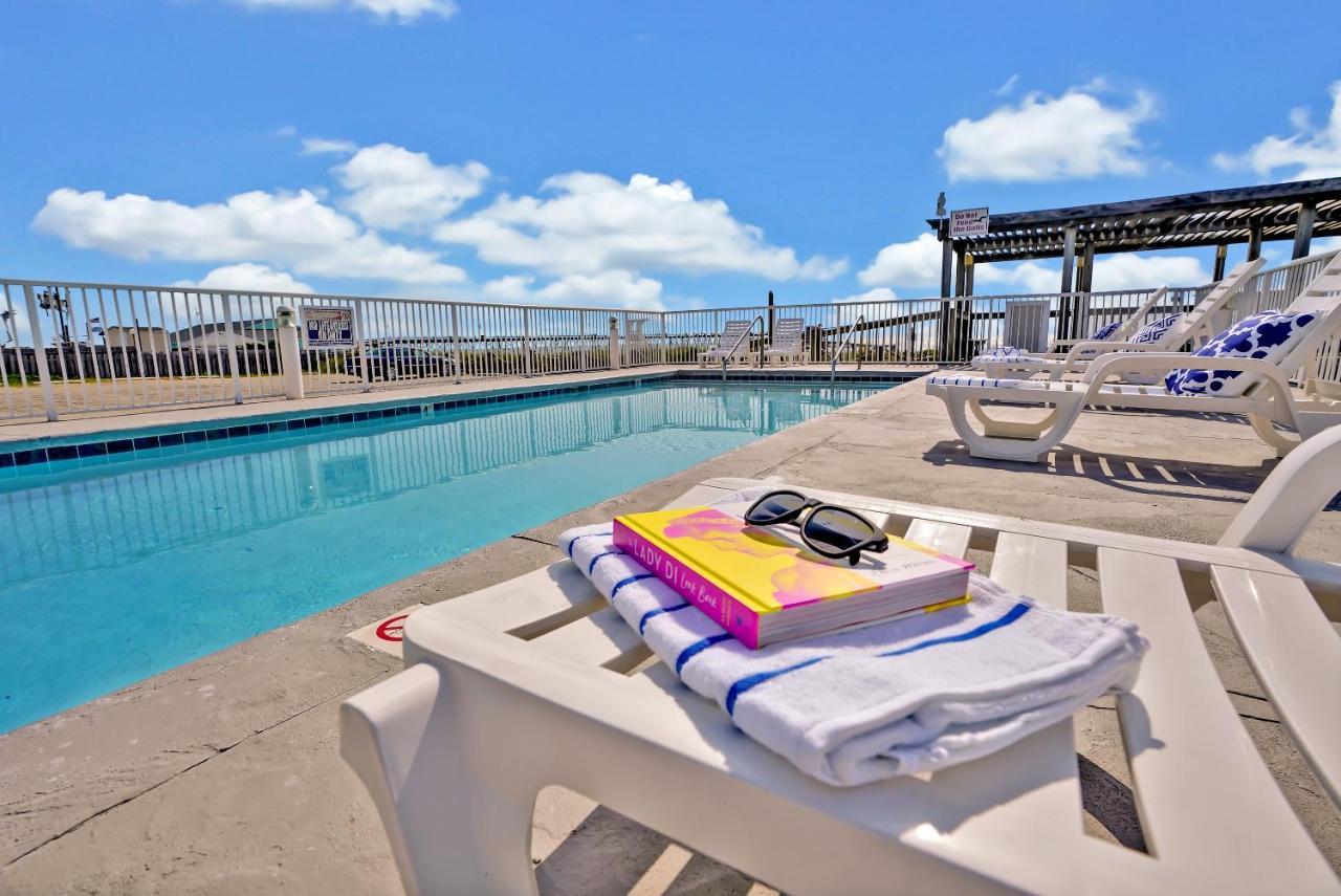 Admiral'S Quarters Motel Kure Beach Ngoại thất bức ảnh