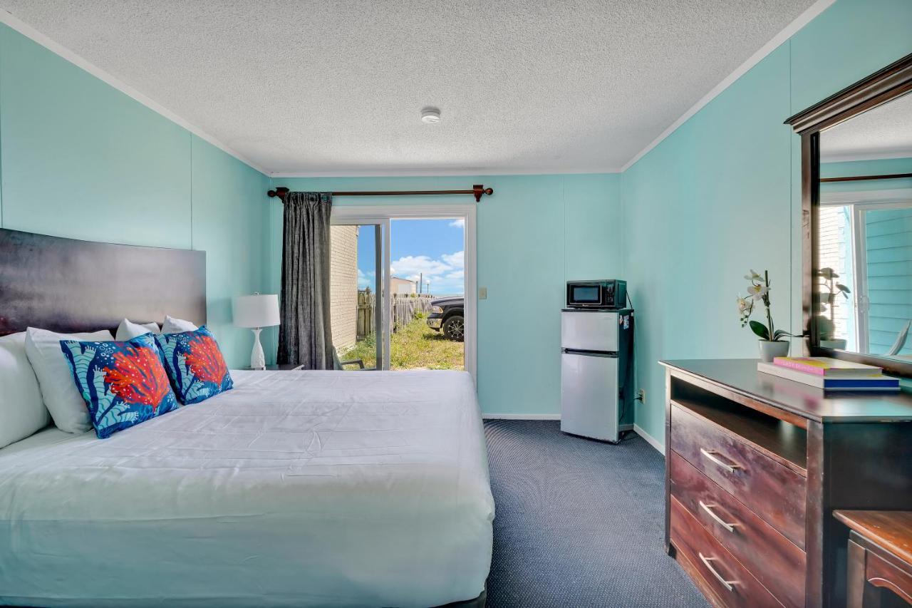 Admiral'S Quarters Motel Kure Beach Ngoại thất bức ảnh